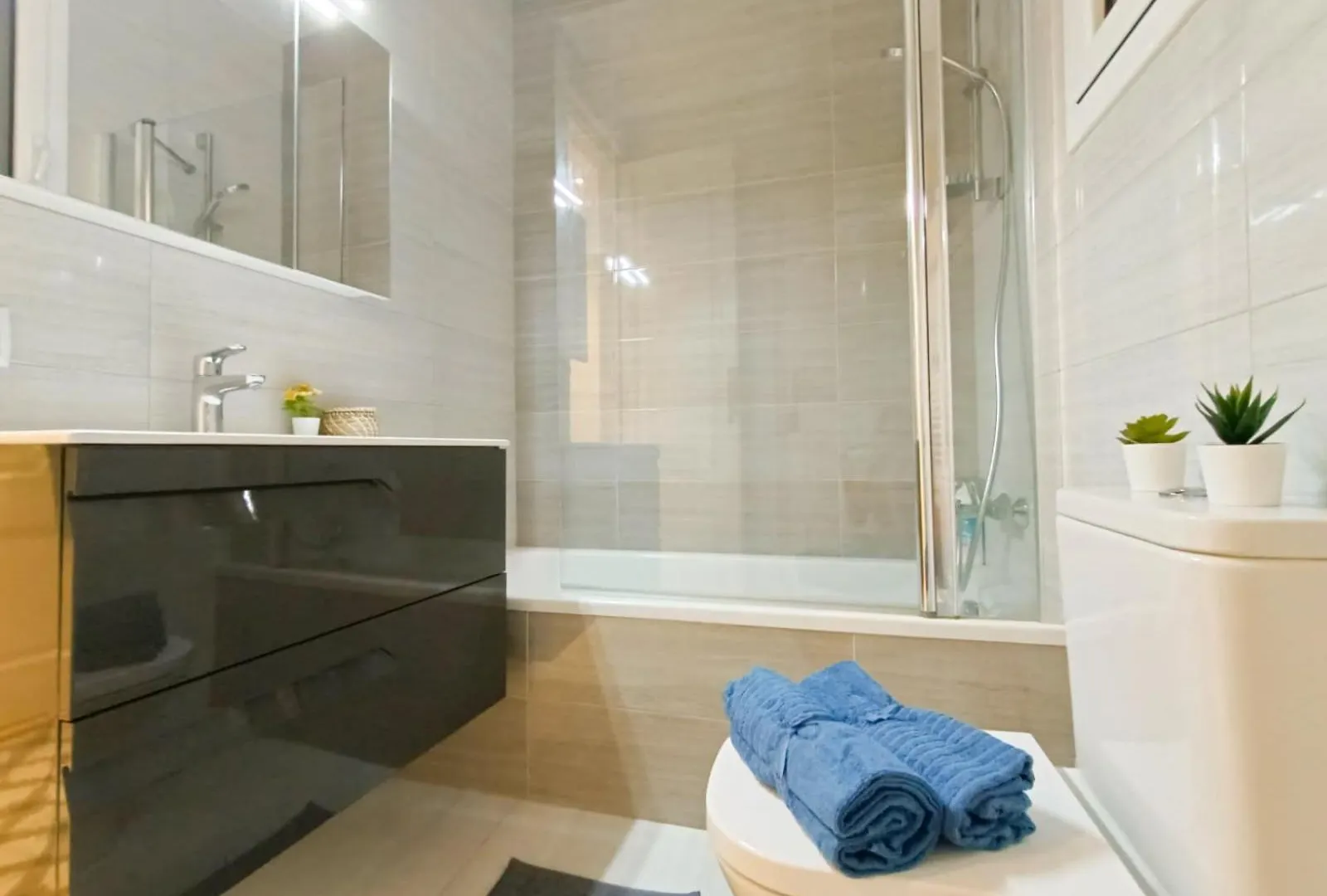 Private Rooms Next Liceu 바르셀로나 스페인
